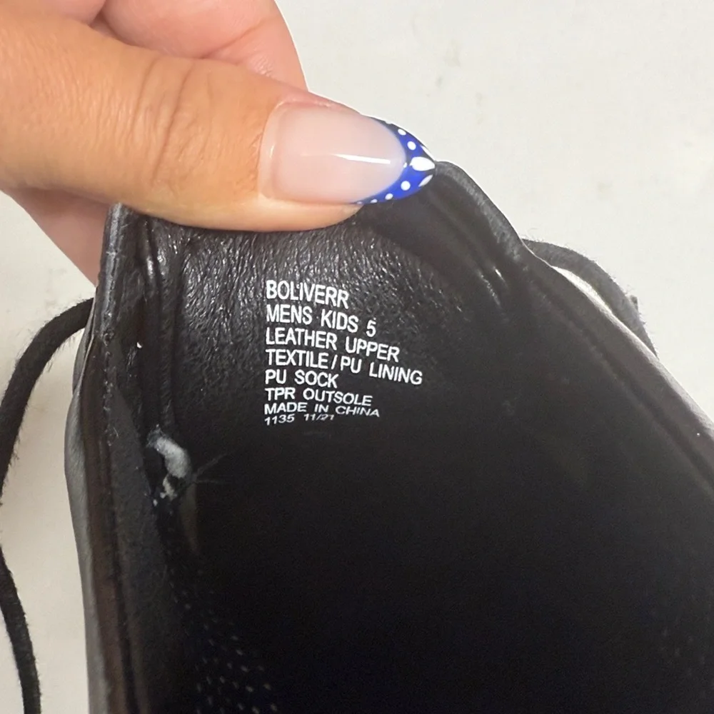 Steve Madden Black Boliverr  Oxford Shoes like NEW size 5 big kids